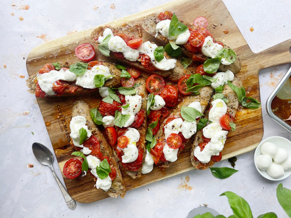 Roast Tomato, Garlic and Mozzarella Sharing Platter