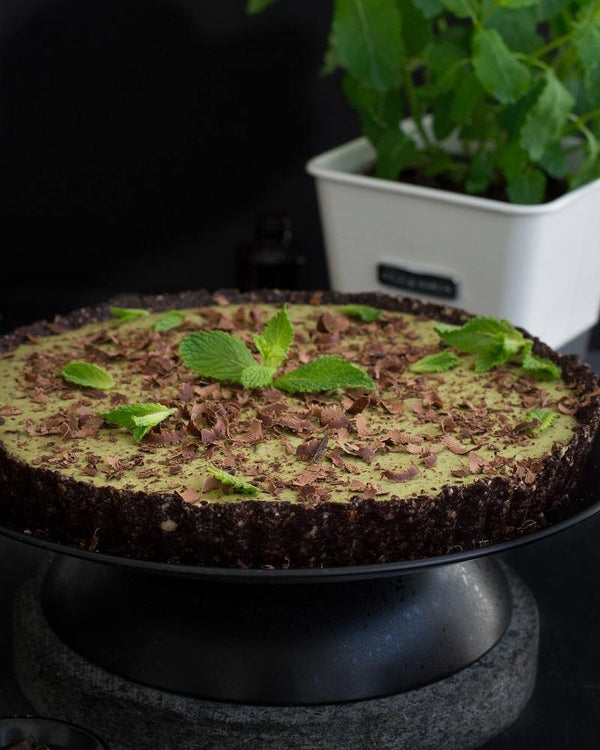 No bake mint chocolate chip tart (vegan, gluten free) - Cole & Mason