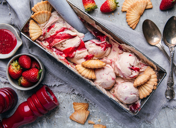 STRAWBERRY MASCARPONE SHORTCAKE ICE-CREAM WITH PEPPERED STRAWBERRY RIPPLE